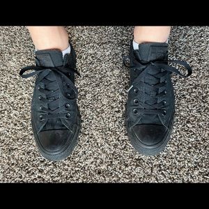 All black converse low tops